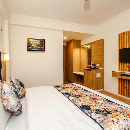 Anand Vardhan Resorts Manāli 部屋 写真