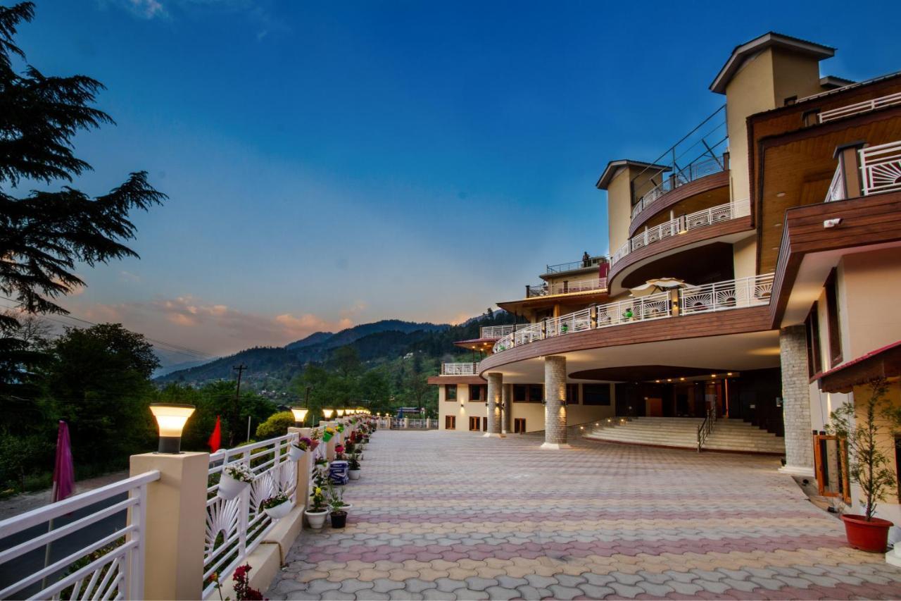 Anand Vardhan Resorts Manāli エクステリア 写真