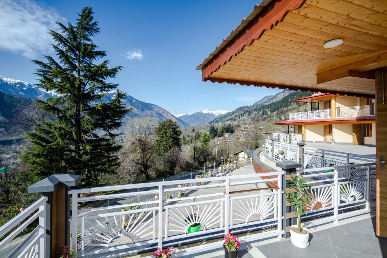 Anand Vardhan Resorts Manāli エクステリア 写真