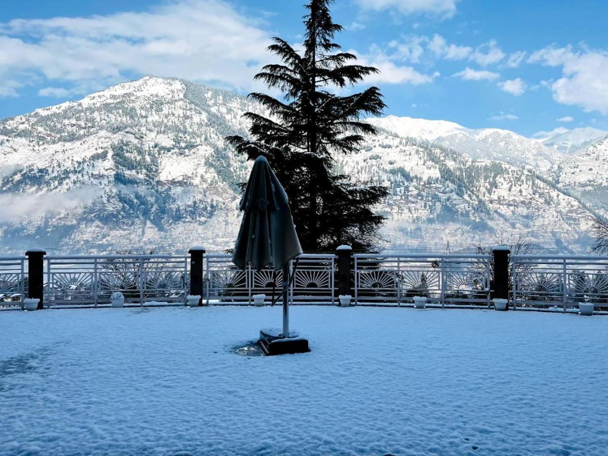 Anand Vardhan Resorts Manāli エクステリア 写真