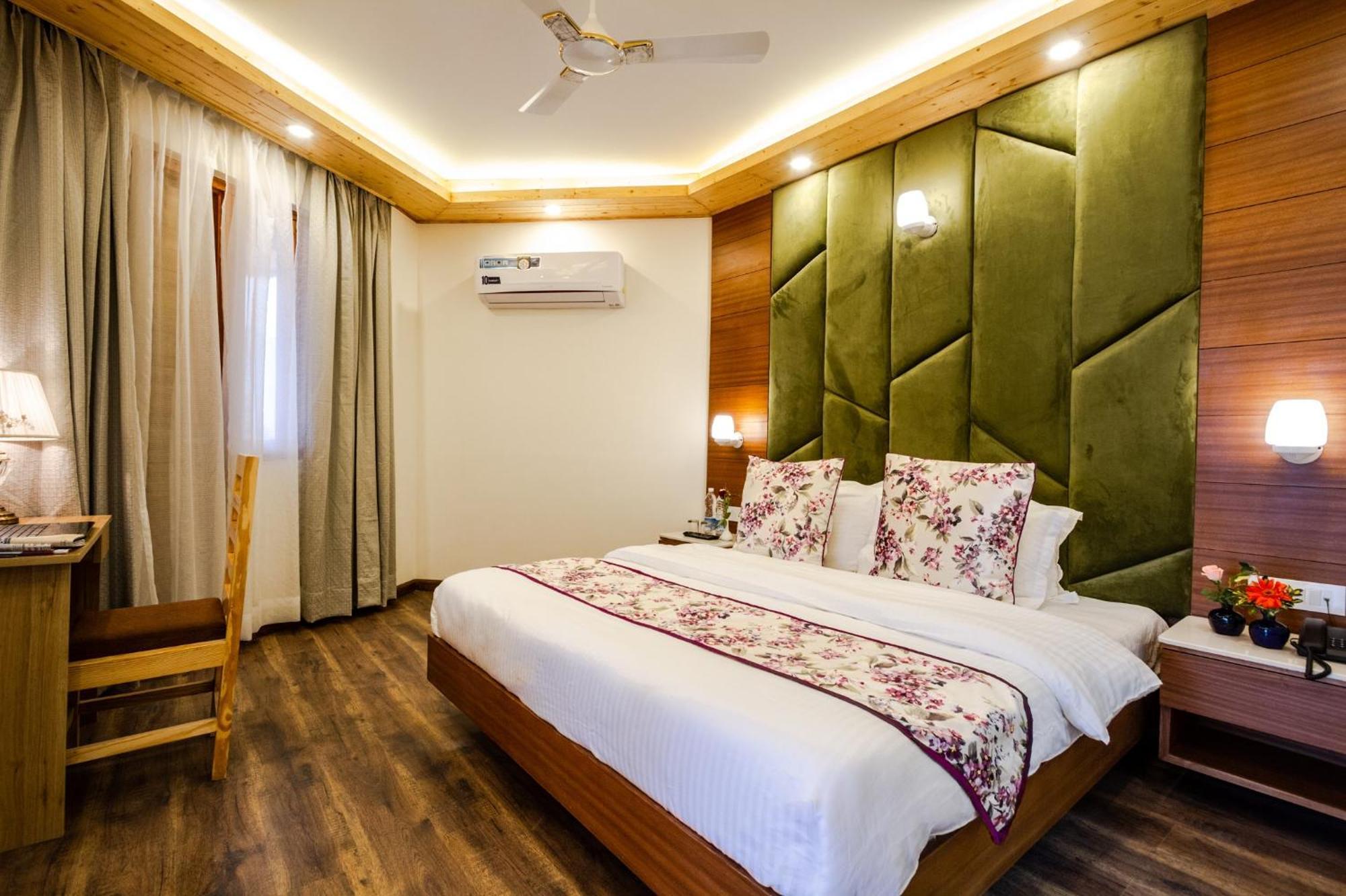 Anand Vardhan Resorts Manāli 部屋 写真